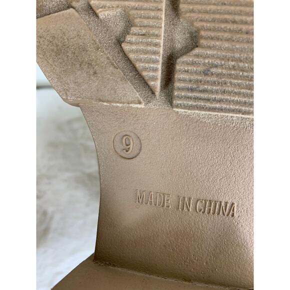 Madden Girl Tessa Women’s Chelsea Boots Sand Fabric Size 9 - Picture 7 of 8